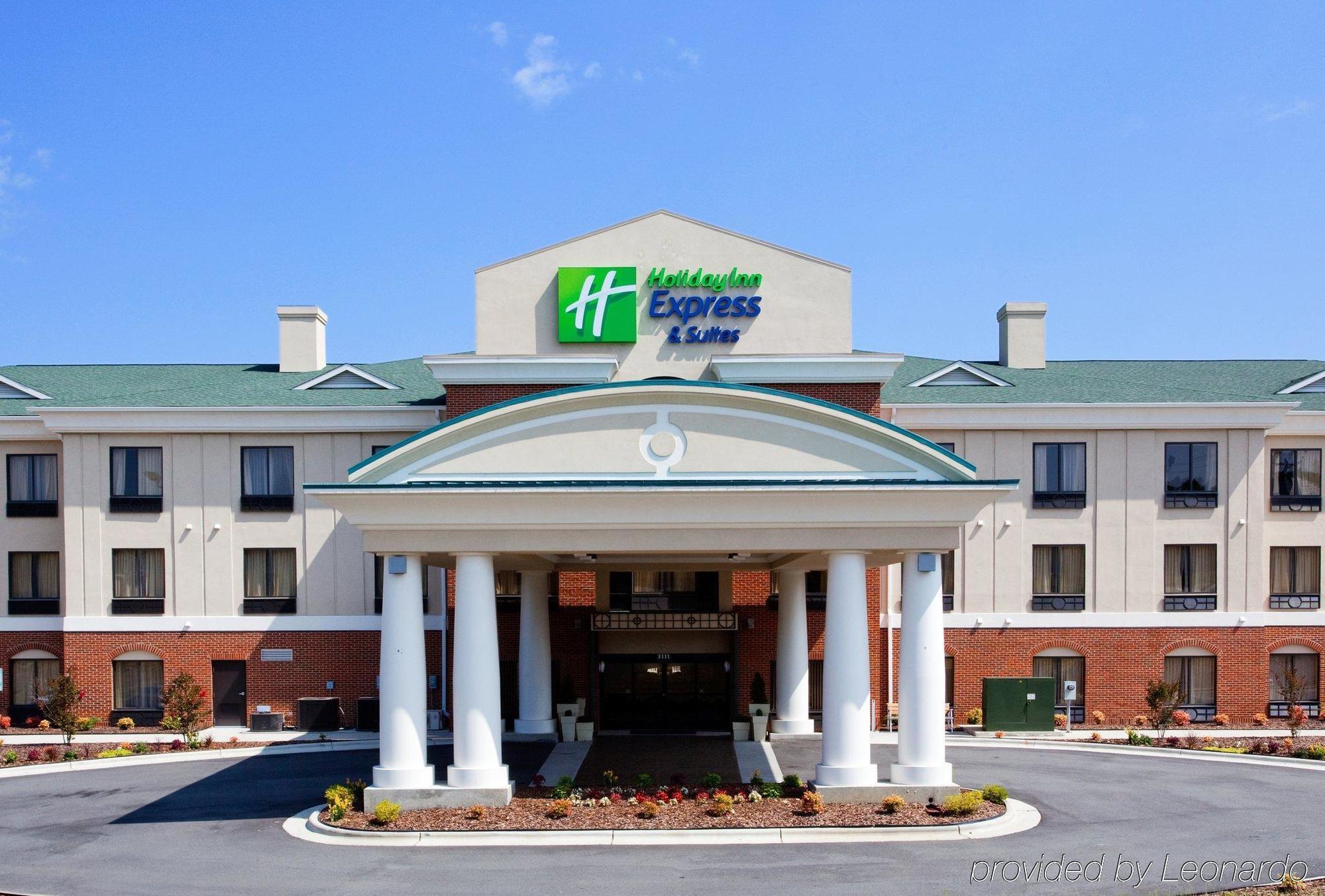 Holiday Inn Express Hotel & Suites Greensboro-East, An Ihg Hotel Экстерьер фото